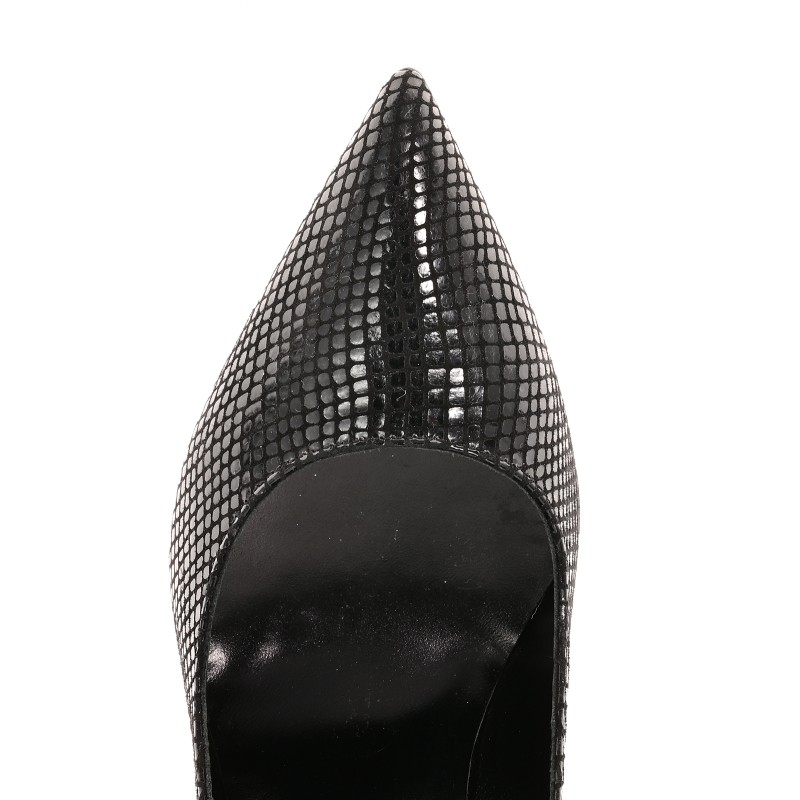 Women's Black Snake Skin Pumps