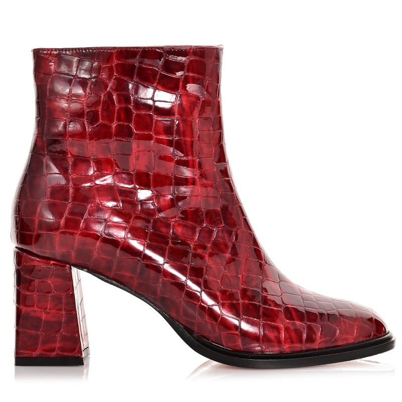 Women's Burgundy Leather Boots