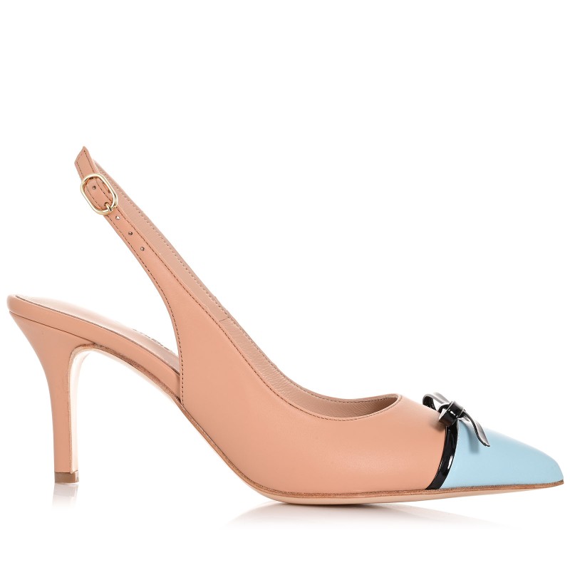 Biscuit leather pumps with sky blue details