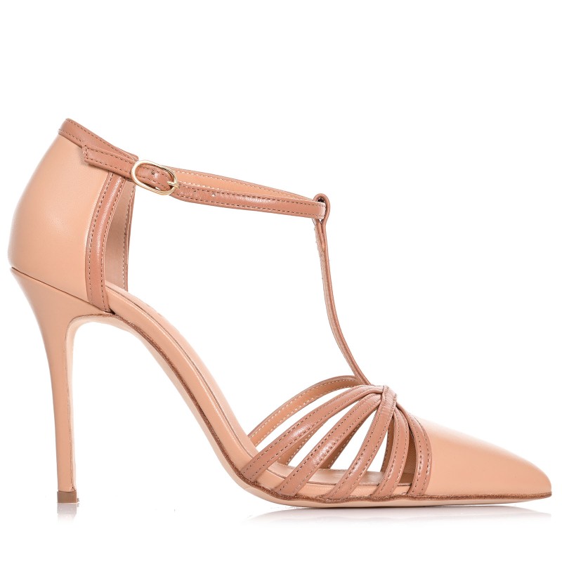 Handmade biscuit leather pumps