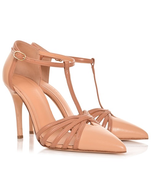Handmade biscuit leather pumps