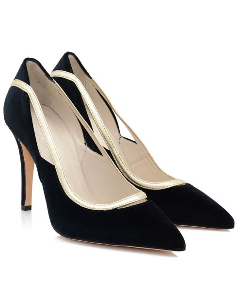 Black Velvet Pumps